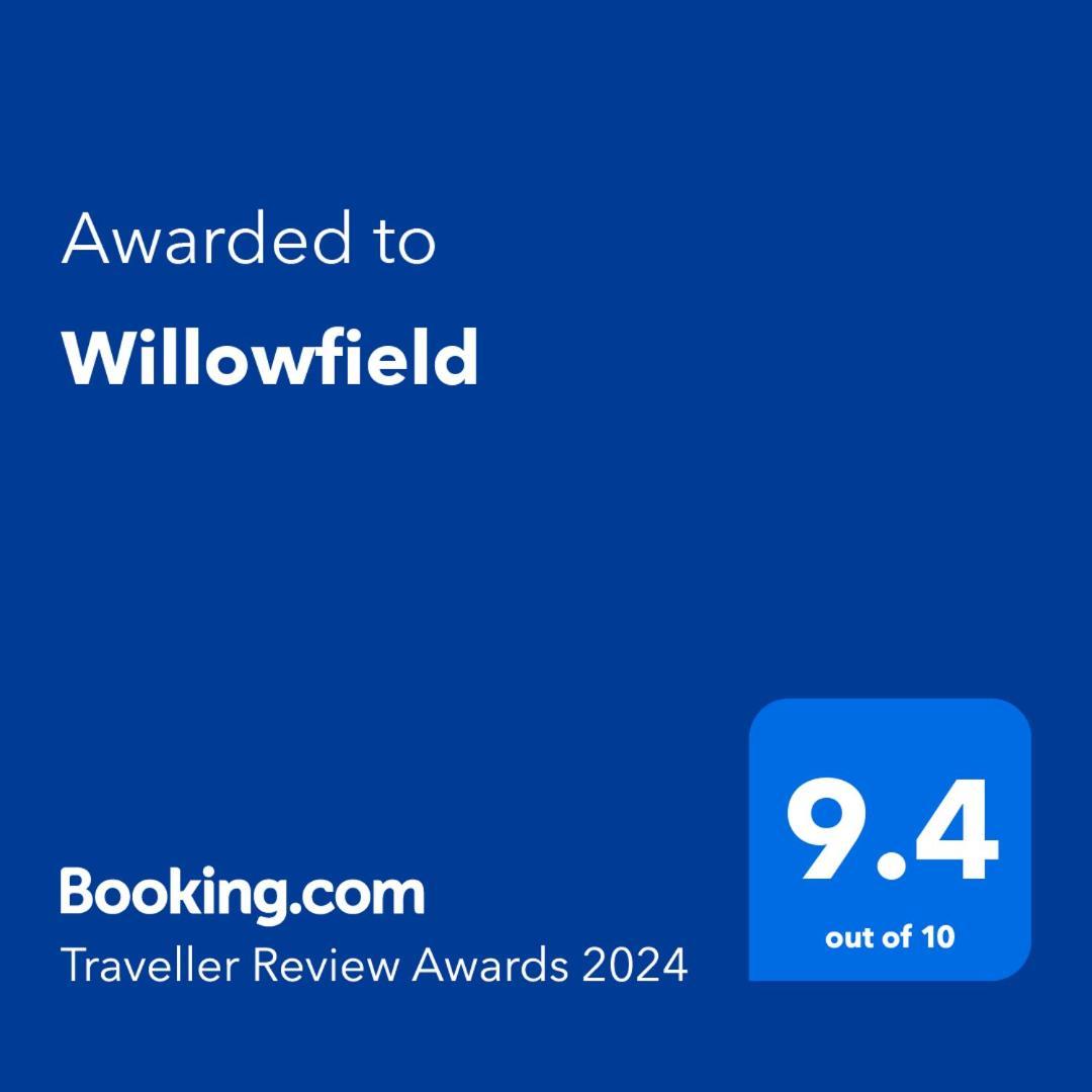 קולריין Willowfield מראה חיצוני תמונה